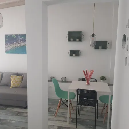 Apartment 6 - En La Playa De El Palo *